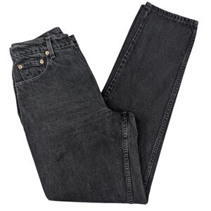 Vintage Levi's black 550 Relaxed Tapered Leg 90s Mom Jeans. 10 Regular L